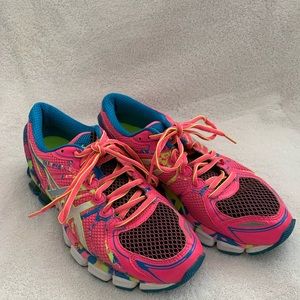 Women’s ASICS, size 9.5, great condition